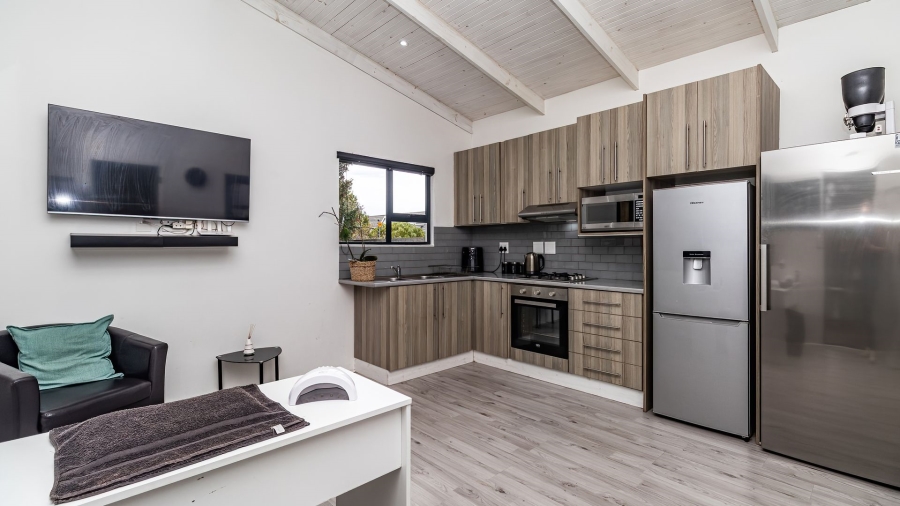 3 Bedroom Property for Sale in Bowtie Western Cape